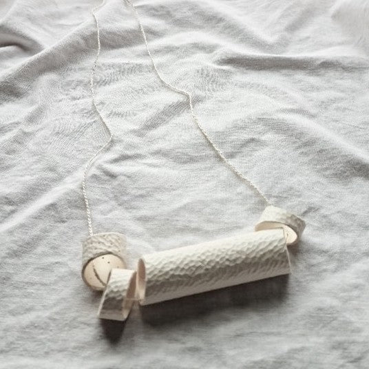 Necklace Fragments Cream PJ MW 12