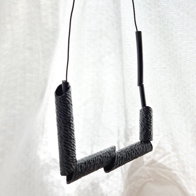 Necklace Fragments Black PJ MW 05