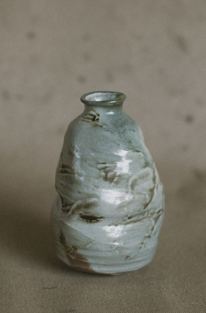 Ash Vase 4