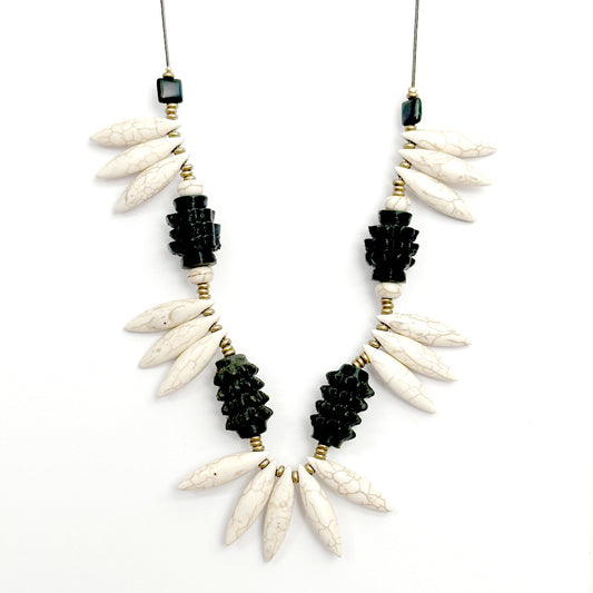Necklace Beaded Howlite